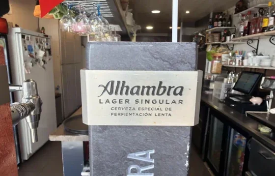 Caña de cerveza Alhambra Especial