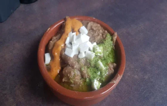 Escaldón de gofio, plato tradicional canario servido en cuenco